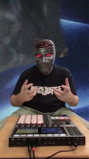 🧪💥🤜 a little experimental hip hop instrumental off that Maschine #boombap #beats #hiphop #producer