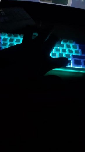 how the snpurdiri keyboard sounds and how to change the color of it