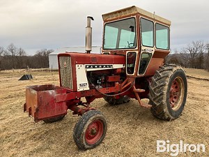1964 Farmall 706 2WD Tractor | Agriculture