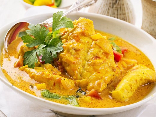 Curry de lotte au lait de coco