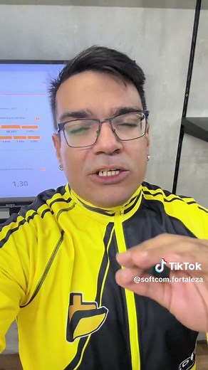 🎥 **2 Passos Simples para Melhorar a Gestão da Sua Empresa!** 🚀 **Passo 1**: 🖥️ **Adote o sistema da Softcom** Com ele, você terá controle total das suas operações! Emissão de notas, estoque, relatórios, tudo organizado e centralizado em um só lugar, com a segurança que você precisa. 📊🔒 **Passo 2**: 💳 **Use o sistema direto na maquineta de cartão** Imagina ter a mobilidade de gerenciar tudo diretamente da maquininha de cartão? 📲 Sem complicação, agilidade no atendimento e praticidade para