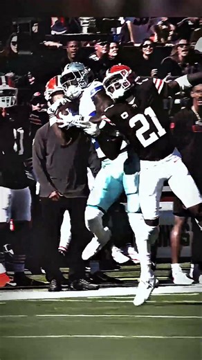 Who remembers when ceedee head taped Denzel ward #shorts #nfl