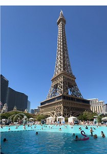 Stunning Pool View from Paris Las Vegas