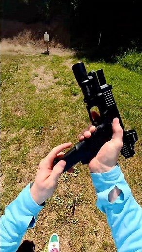 POV Glock 17 — Mag Dump + Speed Reload on Steel 🔥