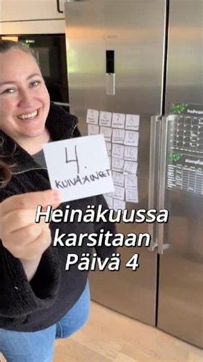 Heinäkuussa karsitaan - huomenna on päivä 4 eli kuiva-ainekaappi!