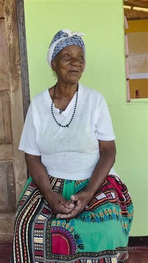 GRATITUDE AND GOOD ENERGY We travelled to the Maroon community of Accompong earlier this week as the Engineer Task Force (ETF) continued it's reconstruction of roofs damaged by Hurricane Melissa. During this trip, we spoke with Ms. Unice Whyte, a resident of the community, who shared her experience during the hurricane and how she feels now that she is a beneficiary of the work of the ETF. Here's her story. #RecoveryOnemissionOneJamaicaOneJDF #Intheserviceofourfellowcitizens Video by Private Ric