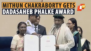 1.3K views · 21 reactions | 70th National Film Awards: Actor Mithun Chakraborty Receives Dadasaheb Phalke Award From Prez Murmu #nationalfilmaward #mithunchakraborty #dadasahebphalkeaward #presidentdroupadimurmu #award #otvnews | OTV News | Facebook