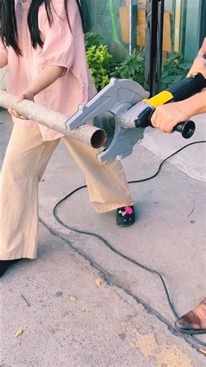 Handheld Cold Saw Pipe Cutter vs. Steel Pipe | Precision Workshop Tools