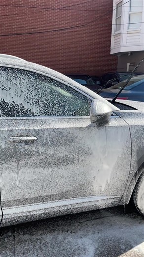 JavZeemon (@jav6930)’s videos with Buggin' Out - A Tribe Called Quest