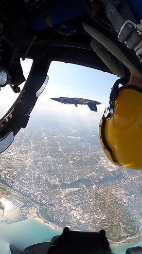 Trying to perfectly match Boss’ loop 🤯 #aviation #flying #pilot #airforce #military #navy #airshow #aerobatics #avgeek #aviationlovers #instaplane #jet #fighterjet #aircraft #planeporn #aviationphotography #aviationlife #flight #pilotlife #airplane #aerospace #planespotting #aviation4all #aviationdaily #instaaviation | Air Supremacy