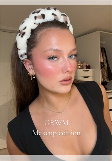 MAKEUP GRWM💗 comment avoir un teint parfait à petits prix *publicite @Maybelline France Produits utilisés : - instant anti âge effaceur 01 - blush cloudtopia 08 - colossal bubble waterproof - serum lipstick maybe it’s soft… satin 106 #makeuptutorial #makeupgrwm #grwm #resolutions