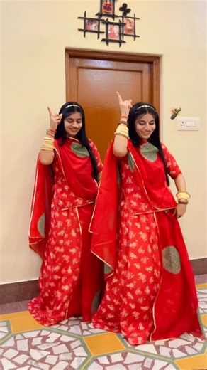 Neha_suthar on Instagram: "Poshak❤️ + song 🎧 = magic 🪄 Beautiful dress by ~ @bheravfashion1 Only wholesaler dealer 😊 . . . In frame ~ @jodhpuri_sisters @_suman_._21 @_neha_suthar_001 . . . . . . . . . #trendingreels #new #jodhpur #dance #dancereels #marwadi #insta #instagood #insta #marwad #instalike #virql #viralreels #trending #couple #couolegoals #couplevideos #viralreels #haryanvi #haryanvisongs"