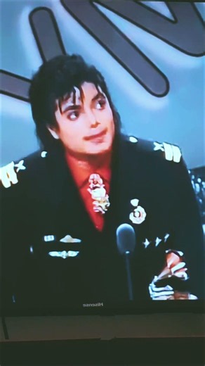 Michael Jackson vs every other singer #MichaelJackson #comparison #MusicHistory