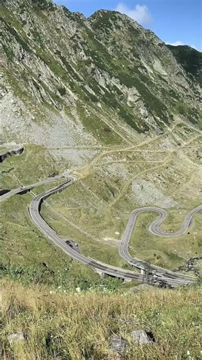 The Most Beautiful Serpentine in Romania — Transfăgărășan 🏔️🌄