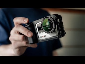 This Pocket-Sized "Leica" is a Street Photography Beast