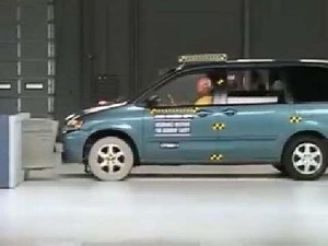 mazda-mpv-crash-test-2000-2006