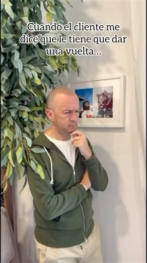 Alonso Torres El Rocio on Instagram: "Cuánto me dicen: “le vamos a dar una vuelta” jiji. 🤭 #alonsotorreselrocio #alonsotorresserviciosinmobiliarios Buenas tardes mis amig@s. 👋"
