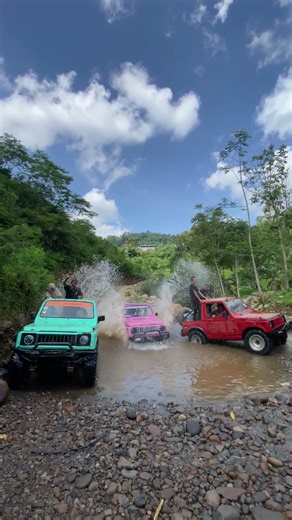 Belalang tempur Jeep adventure offroad Kemuning #truckoffroad #automobile #motoroffroad #mudding