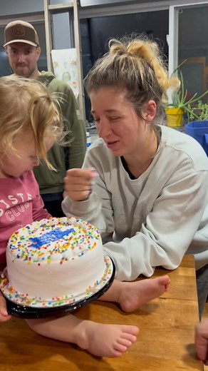 Charlotte loves her bumpa! | Lisa Prince Stone