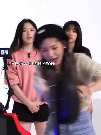 The princess punch ☺️ . . . #miyeon #minnie #soojin #soyeon #yuqi #shuhua #gidle #여자아이들 #fyp