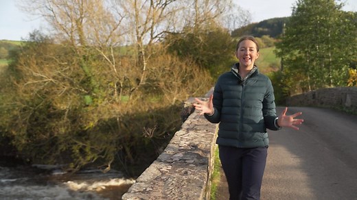 Meanders and oxbow lakes - Rivers: Video playlist - BBC Bitesize