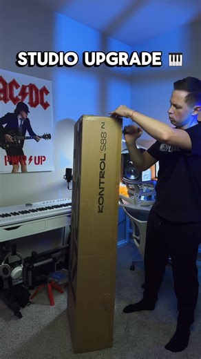 IVAN Meshcheriakov 💿 on Instagram: "Native Instruments Kontrol S88 MK3 🔥"