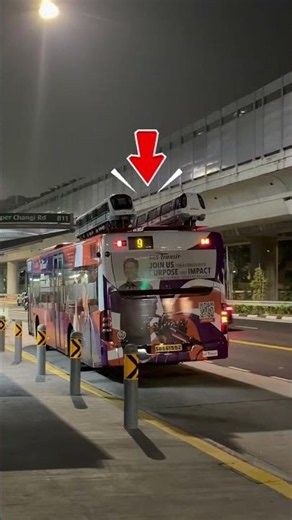 Singapore buses now have MRT trains on top? #shorts #trending