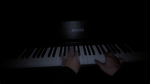 Donner OURA™ S100 Home Digital Piano Performance