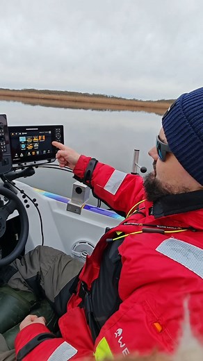 One-Boat-Network Zobacz jakie to proste: Humminbird Xplore, APEX, MegaLive2 i silnik dziobowy MinnKota Instinct QUEST Rafał Karkoszka Lures.pl #minnkota #apex #wyprawynaryby #ryby #fishing #spinningfishing #wędkarstwo #wedkarz #minnkotamotors #oneboatnetwork #minnkotaquest #megalive #megalive2 #xplore | Humminbird & Minn Kota Polska