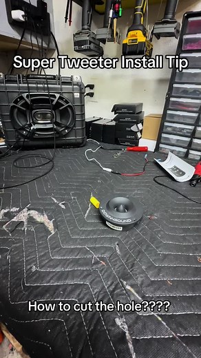 So when installing super tweeters, the biggest problem is actually cutting the hole because of the little wings for the positive negative terminal in this video. I’m gonna show you an easy way to fix this. #tweeters #fyp #install #howto #custom #audio #loud #boombox