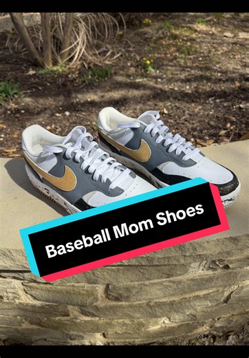 Finished these this week got them delivered today. Mom wanted some shoes for her son‘s baseball team so we got together. Came up with a color color scheme and what you seen in this video is what was made. @Mindi Wood806 @gatorpitbourbon #baseballmom #baseball #customshoes #ootd