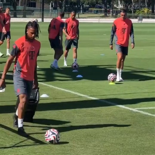 This song will never see the light of day unless all of ATL(really just Thug) owe Gunna and apology