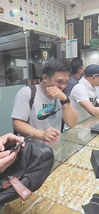 1.2M views · 10K reactions | He not believe in the beginning now he believe lucky man he win the big bar gold. Really big congratulations    拾    and more and more power for you Star Jewellery Star jewlery Jeddah Star Jewelery Sjc Star Jewelery Sjc | Star jewlery Jeddah | Facebook