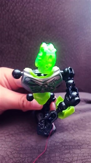 Official trailer for the July 1st movie, The Alien