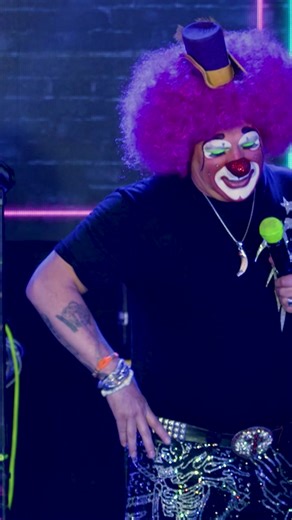 Payaso Platanito Bailando: ¿Cómo Te Llamas?