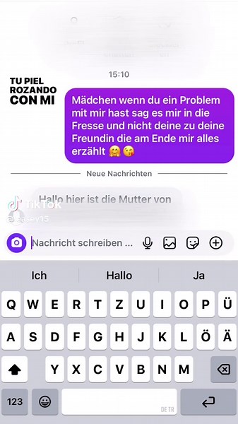 Understanding Peinlich Moments on Social Media
