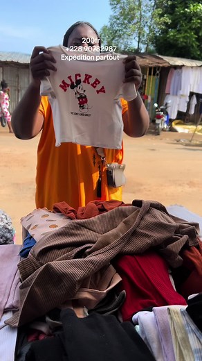 Fashion Guide to Crop Tops: Style Tips and Trends