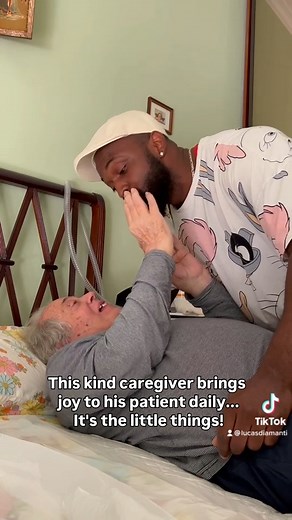 Good News Movement on Instagram: "Beautiful bond: To more humans like this caring for our elderly. 🫶 @lucasdiamanty"