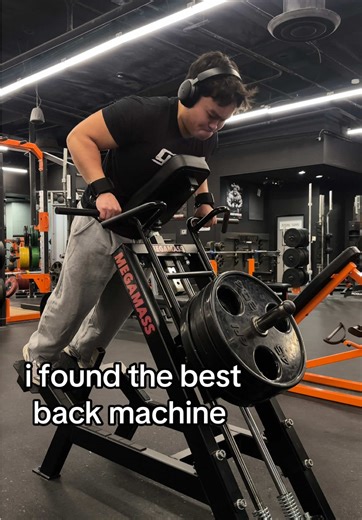mega mass t Bar row is actually insane #gym #gymmotivation #gymsquipment