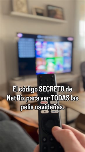 Riqui Muñoz on Instagram: "¡🎄✨ TRUCO NAVIDEÑO DE NETFLIX ✨🎄!⁣ ¿Sabías que Netflix tiene códigos secretos para encontrar solo pelis de Navidad? ⭐ Películas navideñas para toda la familia → 1474017 🎁 Para niños 8 a 10 años → 1477204 🧸 Para niños 10 a 12 años → 1477206 🤣 Comedias navideñas → 1475071 💘 Navideñas románticas → 1394527 📼 Navideñas de los 90 → 1476024 ✨ Navideñas “Feel-Good” → 1475066 📌 Guarda este post para tenerlos a la mano y comparte con tu amigo que se ve TODAS las pelis na