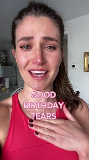 Definition it’s my party & I can cry if I want to 😭😭😭 #birthday #gratitude #itsmypartyandillcryifiwantto #cryingintheclub #30