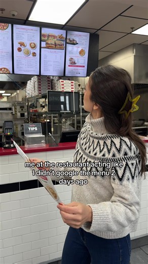 Still can’t decide 😅🍕 Because at Bella Pizza, everything sounds too good 🔥 #menupanic #bellapizza #pizzalovers #cantchoose #eatsforthegram