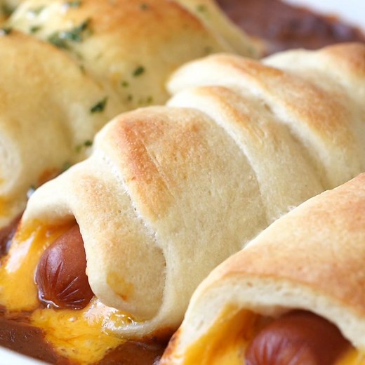 394K views · 6.4K reactions | Chili Cheese Dog Bake via I Wash... You Dry FULL RECIPE: https://www.iwashyoudry.com/chili-cheese-dog-bake/ | Tasty Junior | Facebook