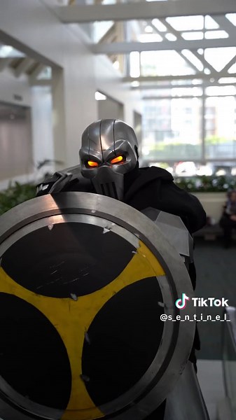 New mask,same Task. #taskmastercosplay #taskmaster #taskdaddy #lacomiccon Filmed by @Caleb Weeks
