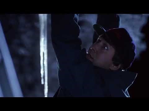 Christmas Vacation Clark falls off the roof scene