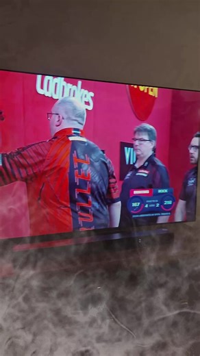 From one scoreboard nightmare to another 😭 Just watched #England get done by #Italy in the Six Nations… opened the UK Open #Darts stream hoping for some relief… and THAT scoreboard pops up. At this point I’m starting to think scoreboards just aren’t my thing today. 🎯🏉💀 #Rugby #FYP ...