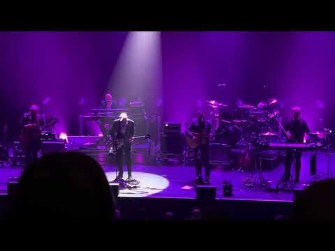 10cc - I’m Not In Love. Live at York Barbican. 4/3/2026. #livemusic #10cc