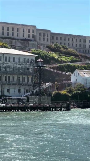 🚤 Sailing Closer to Alcatraz — A View from San Francisco Bay!