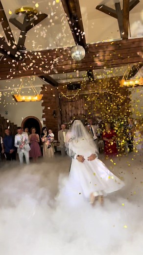 ❤️ Sandra & Przemek ❤️ 🏠@paradnica_klawkowo 📷@Katarzyna Kufel🌸 #wesele #weeding #zespolweselny #zespolmuzyczny #admat #musicband