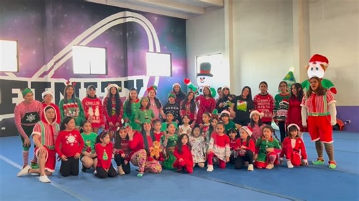 ☃️ Con orgullo, cariño y el corazón lleno de gratitud.. 🎄 INFINITY CHEER AND DANCE ACADEMY les desea una ¡FELIZ NAVIDAD!🎅🏻✨ #WeAreINFINITY.. ♾️💜 #12diasdenavidad | Infinity Cheer and Dance Academy